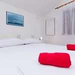 Sanja Apartament Sibinj Krmpotski