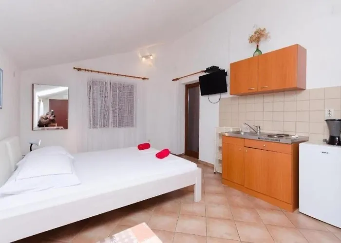 Sanja Apartment Sibinj Krmpotski